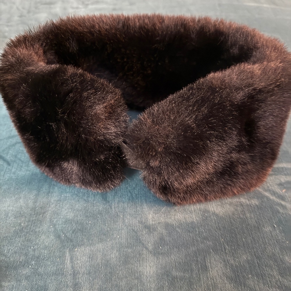 Juicy Couture‎ Faux Fur Headband Ear Warmer Black One Size